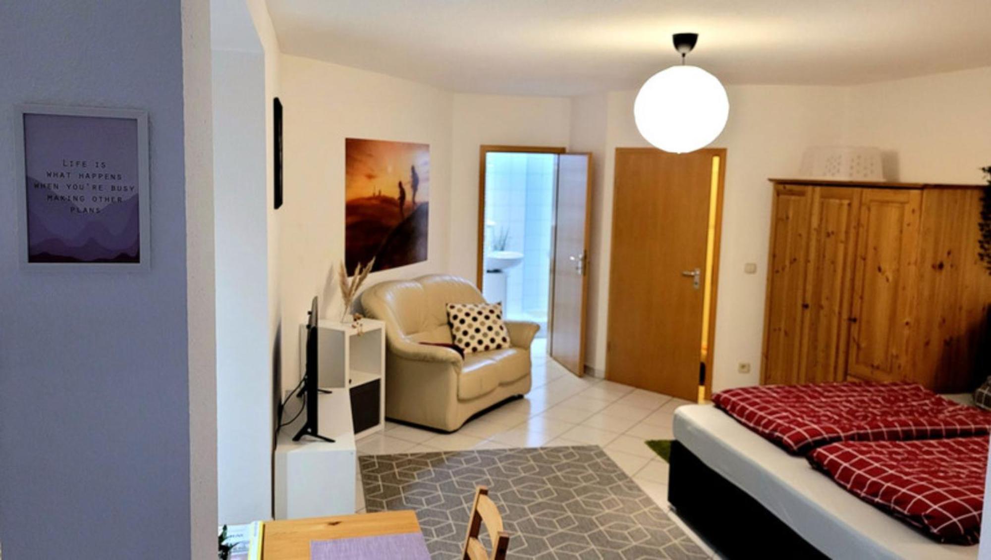 Wohlfühl-Ferienwohnung mit Tiefgarage im Grünen Oberhof  Exterior foto
